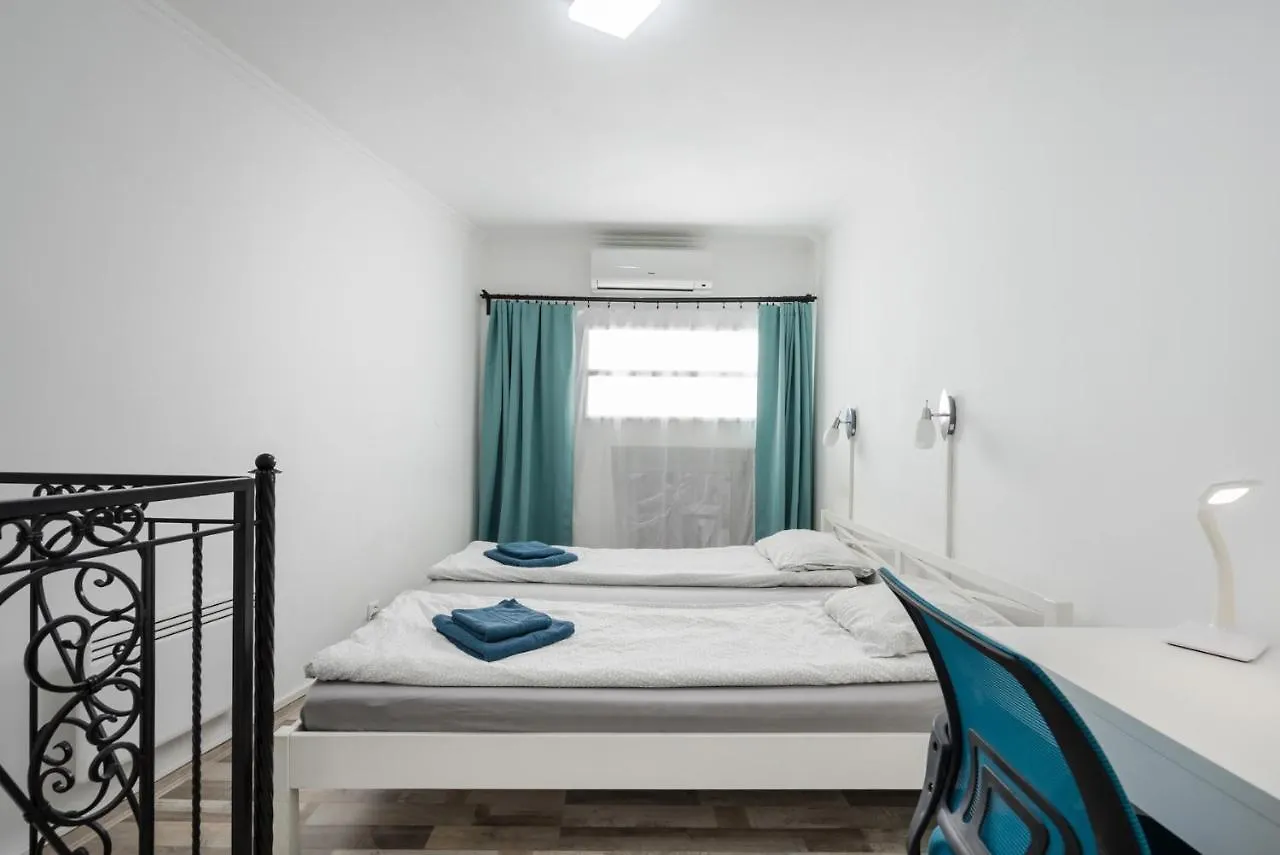 Bpr Simply Azure Apartment Budapest
