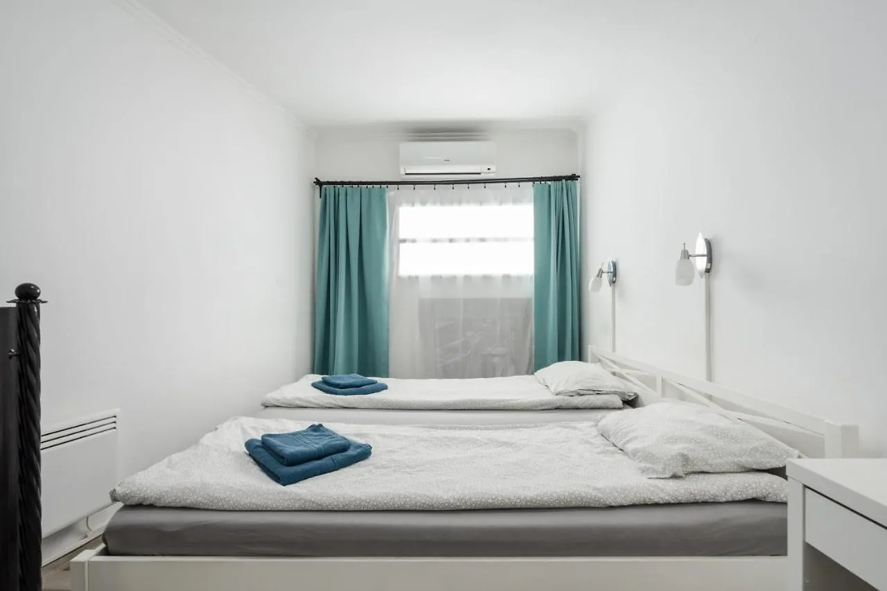 Bpr Simply Azure Apartment Budapest